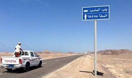 تعز.. المليشيات تقصف المندب بعد فشل هجماتها جنوب وغرب المدينة