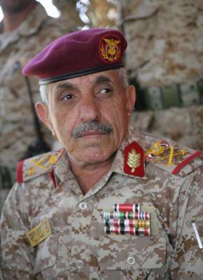 ما هي التحذيرات التي وجهها قائد قوات الاحتياط اللواء الجائفي  بعد استقالة الرئيس والحكومة ( نص البيان )