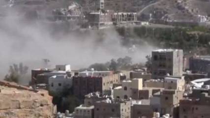 مقتل امرأة وإصابة طفل جراء قصف مليشيا الحوثي وصالح للأحياء السكنية بتعز