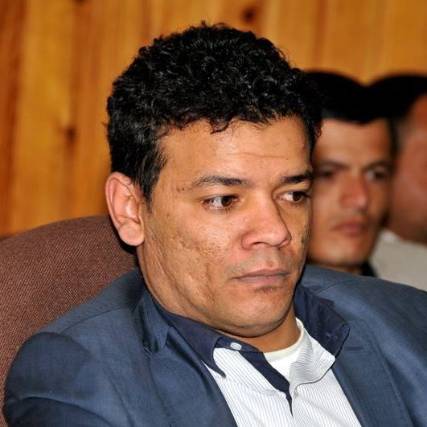 الصحفي "العبسي ": أجزم ان الحوثيون يتنصتون على المكالمات الهاتفية ومنها مكالمات الرئيس هادي وبن مبارك