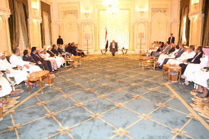 قيادات حزب المؤتمر المؤيدة للشرعية تطالب الرئيس هادي بتولي رئاسة الحزب خلفا لصالح