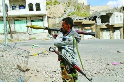الميليشيات ترسم خطة عسكرية جديدة لفرض واقع جديد في تعز
