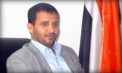 قيادي حوثي ينفي ما نشرته الـ"سي إن إن" عن استيلاءهم على سيارات السفارة الأمريكية