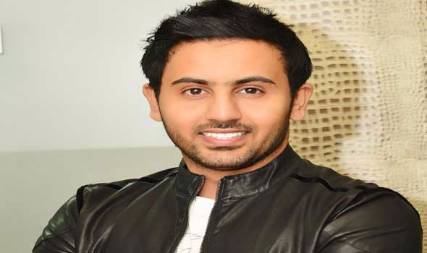 فؤاد عبدالواحد يضم أغنية سعودية لألبومه الأول