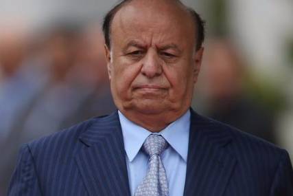 الرئيس يعقد اجتماعاً حكومياً لأول مرة بحضور الصبيحي ويصف انعقاد الحوار بالرياض بـ"المنطقي"