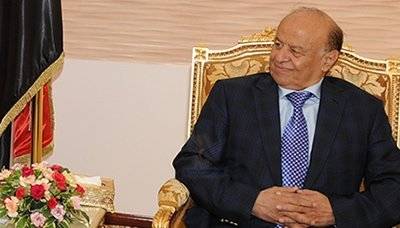 الرئيس هادي يلتقي وفد السفارة الفلسطينية في عدن
