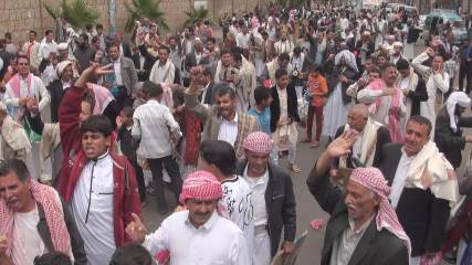 إب: المكونات الشبابية تدعوا لتصعيد الاحتجاجات والمليشيات تختطف ناشطين( أسماء)‎