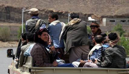 الحوثيون يضغطون للالتحاق بالكليات العسكرية دون امتحانات