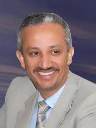 مصادر :شوقي هائل ينهي اعتكافه عن أداء مهامه اليوم ويدعو للقاء موسع يضم كافة الأطياف بما فيهم الحوثيين