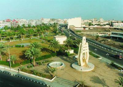 الحوثيون في الحديدة يجمعون الزكاة بقوة الشرطة