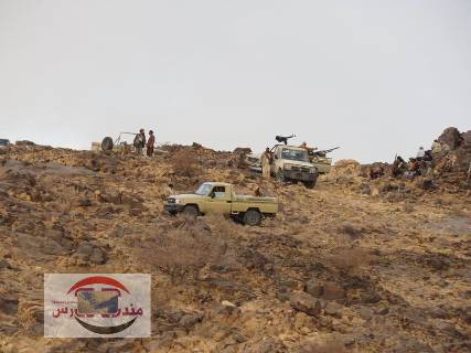 مقتل ستة حوثيين والقبائل تستولي على طقم تابع للحوثي