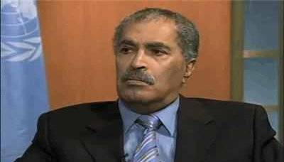 الصايدي يصل نيويورك بعد رفع الإقامة الجبرية والإرياني يرفض العودة إلى صنعاء خشية الاعتقال