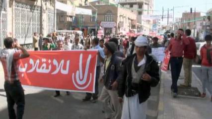 الرافضون والمؤيدون لـ"الإعلان الدستوري" الحوثي