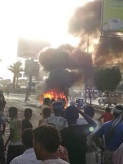 الحديدة: المقاومة الشعبية تدمر سيارة حوثية وتقتل اثنين من عناصر الجماعة